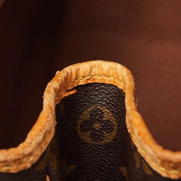 Louis Vuitton Monogram Canvas Batignolles Horizontal Bag - Picture 8 of 11